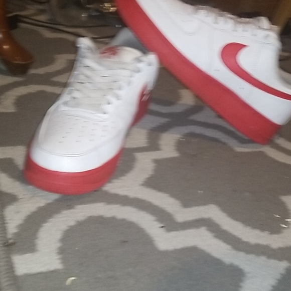 Nike Airforce 1s - Picture 2 of 4